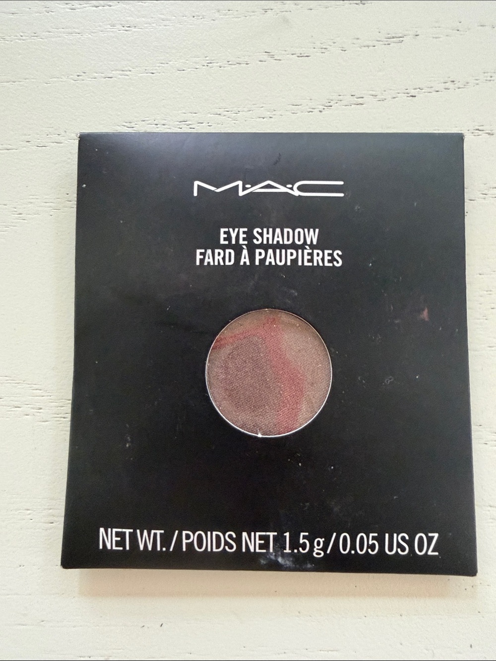 MAC Cosmetics Single Eye Shadow — satin taupe